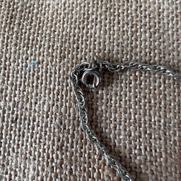 Silver tone twisted link dainty layering collar necklace minimal simple - Picture 4 of 5